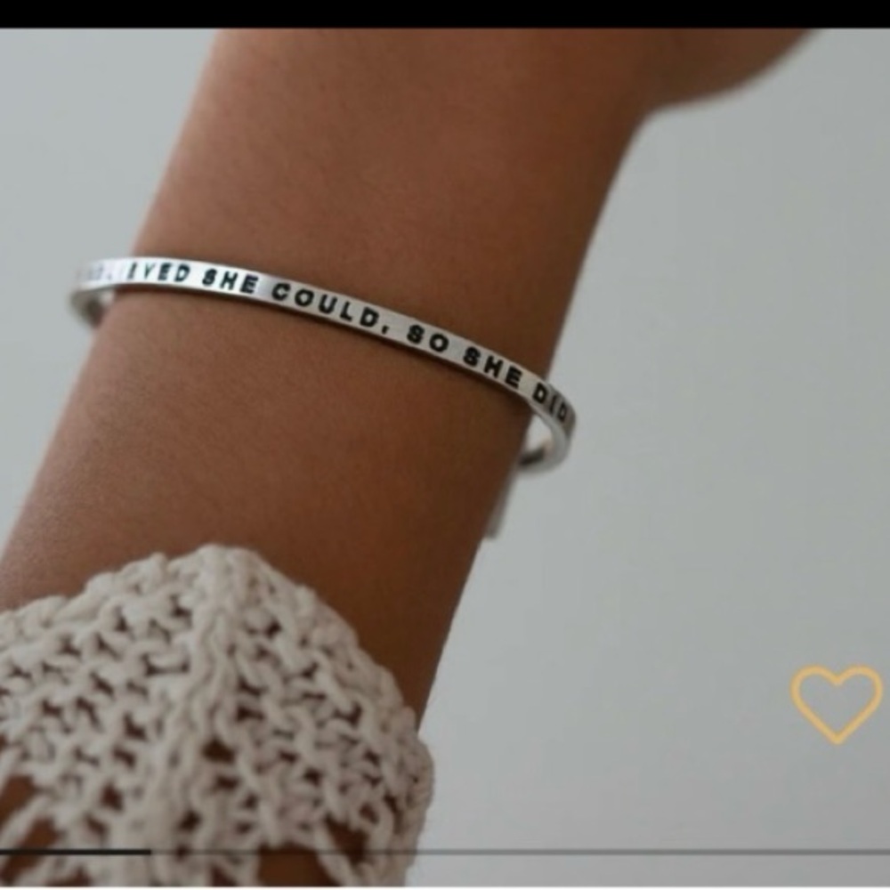 Bracelet